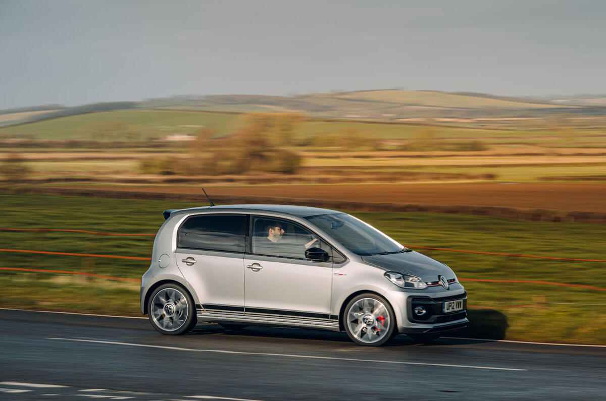 Volkswagen Up GTI 2020 : premier bilan de conduite au Royaume-Uni - côté héros