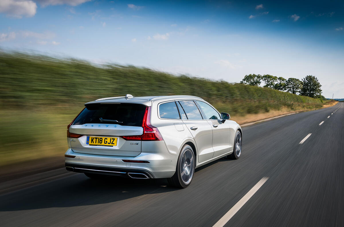 Volvo V60 D4 Inscription 2018 Uk Review Autocar