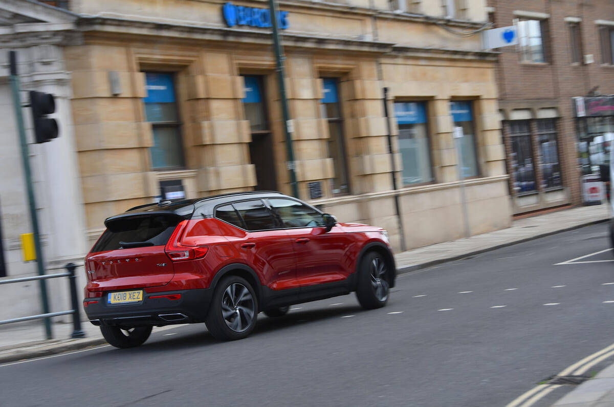 Volvo Xc40 T4 R Design Pro Awd 2018 Long Term Review Autocar