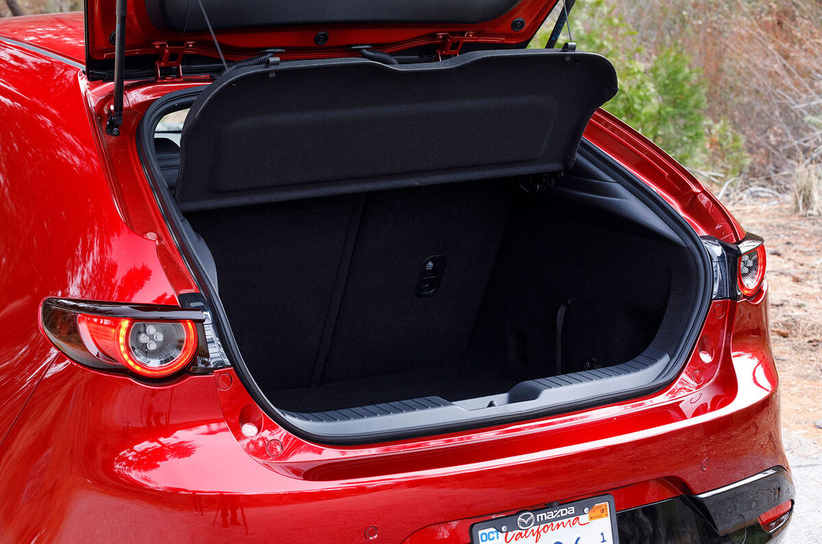 Mazda 3 2.0 Skyactiv-G 2019 first drive review - boot
