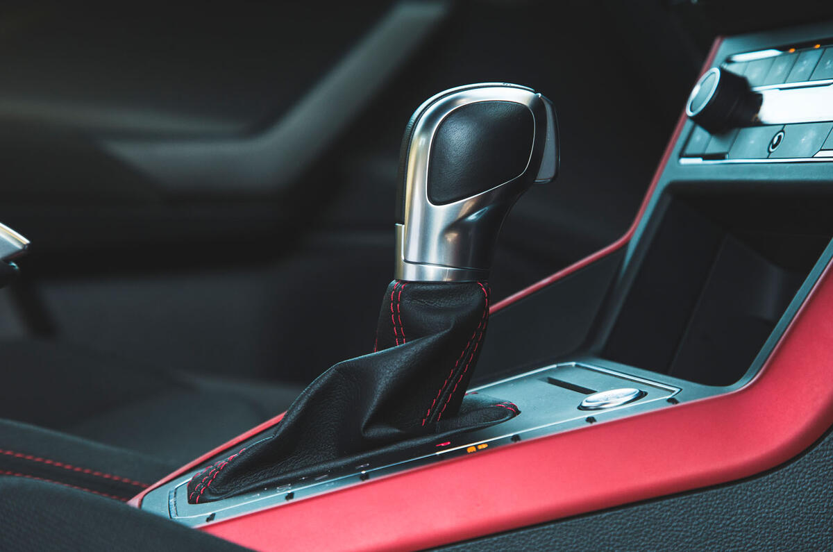 Volkswagen Polo GTI 2018 long-term review - gearstick