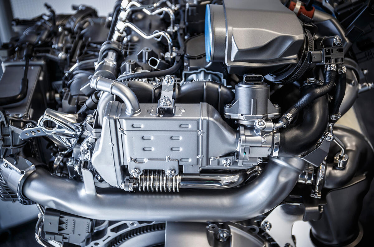 Mercedes Diesel Engines >> Mercedes To Invest 2 3bn In More Efficient Engine Mercedes Diesel Engines >> Mercedes To Invest 2 3bn In More Efficient Engine