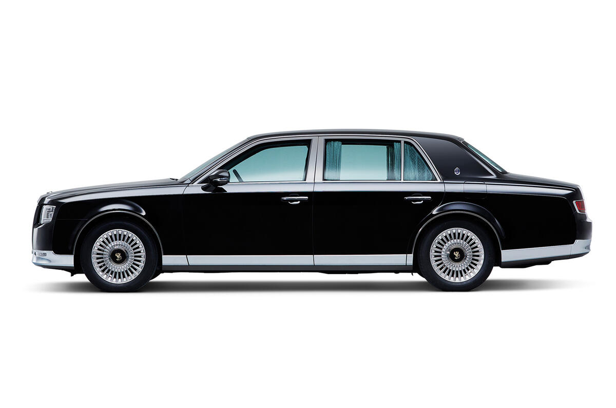 New Toyota Century Revealed As Ultra Exclusive 135 000 Limousine Autocar