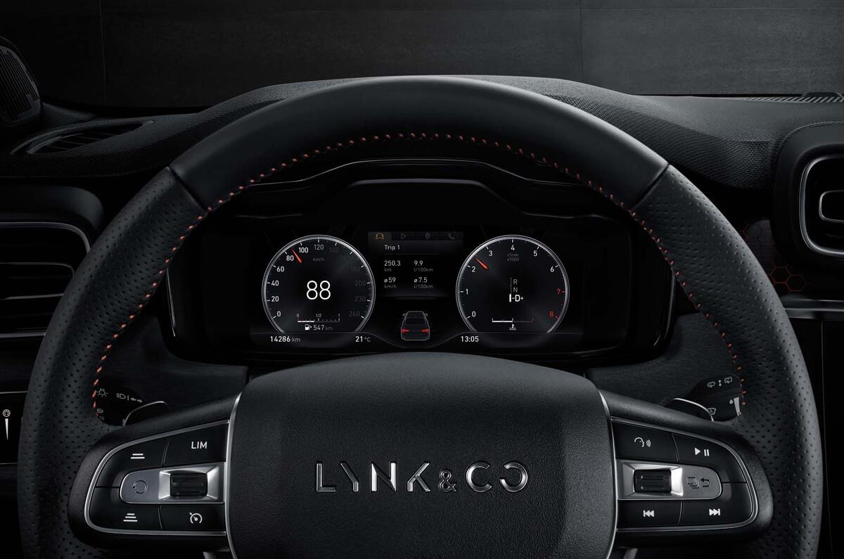 lynk - 2018 - [Lynk&Co] 03 Sedan - Page 3 20180805ling_ke_03yi_biao_pan_a003ok