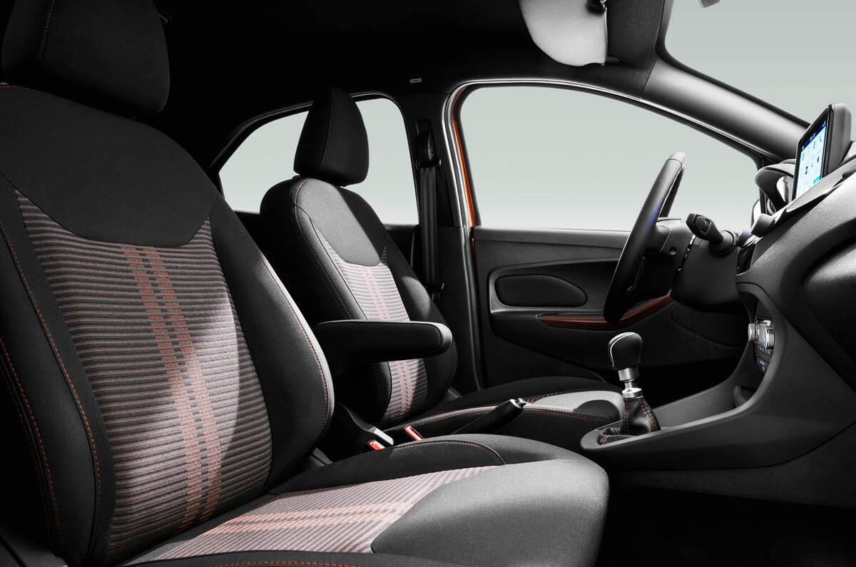 [Imagen: 2018_ford_k_active_front_seats_01_v1_kop...k=ybVGT7Eo]