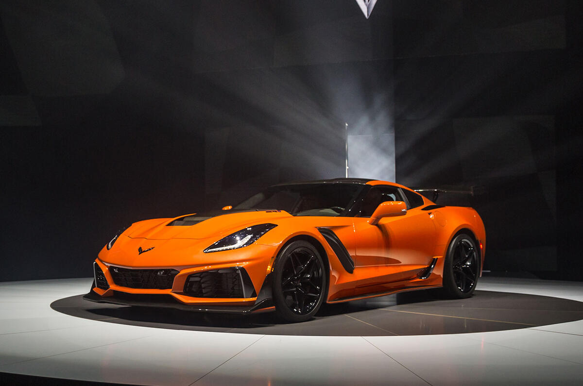 2019-corvette-zr1-worldpremier-02.jpg?it