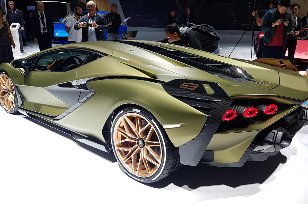 Lamborghini Sian Fkp 37 808bhp Hybrid Honours Late Vw