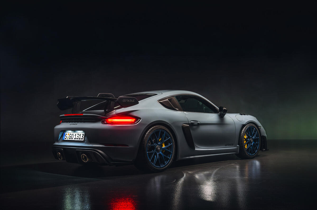 2021 porsche cayman gt4 rs 96