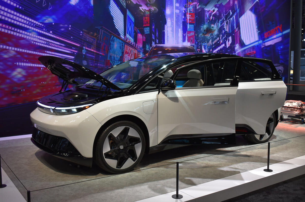 Salón del automóvil de Nueva York Indi One 202218