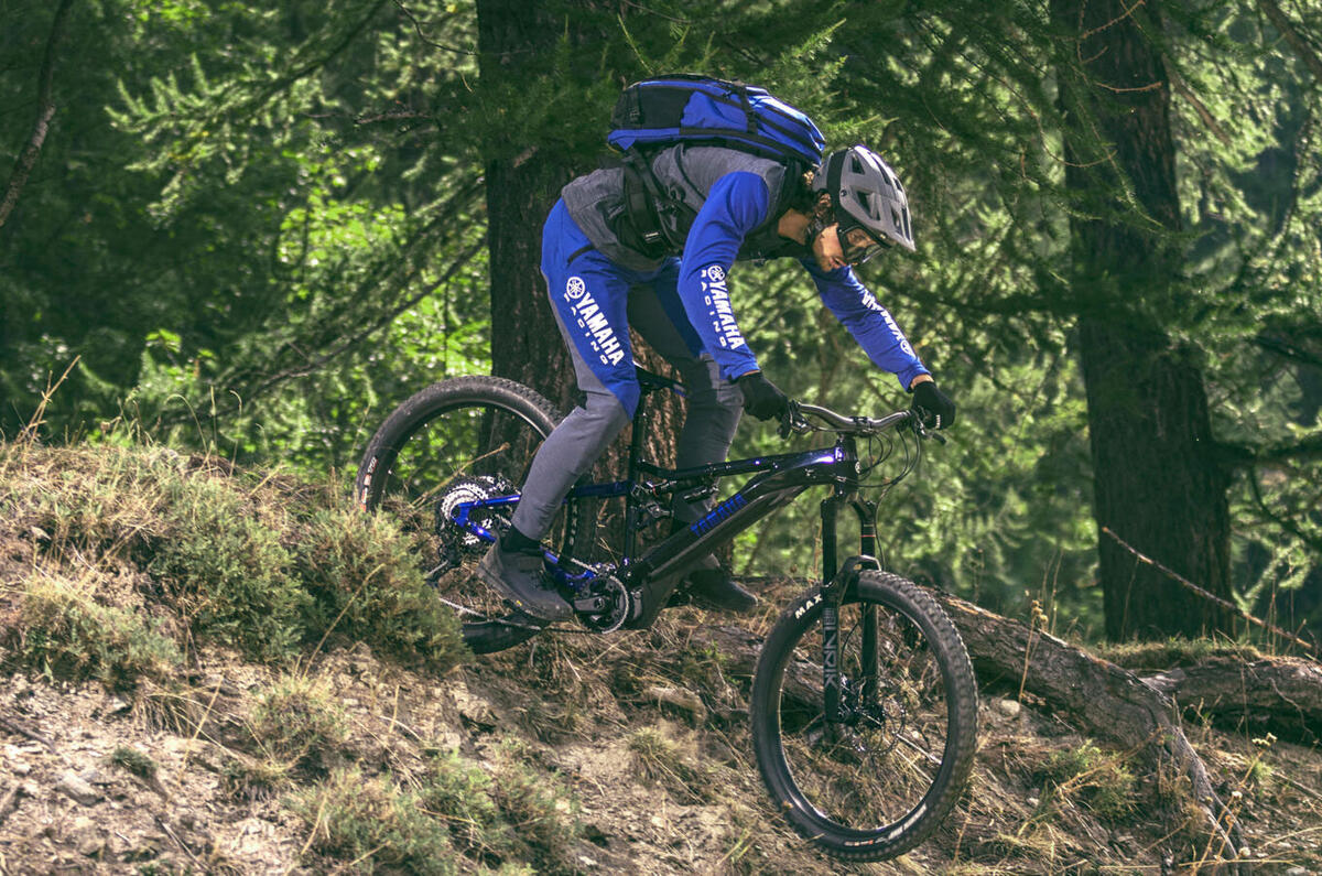 پیش نمایش 2022 YAM YDX MORO EU BSM6 ACT 001 03 پیش نمایش 2022 YAM YDX MORO EU BSM6 ACT 001 03