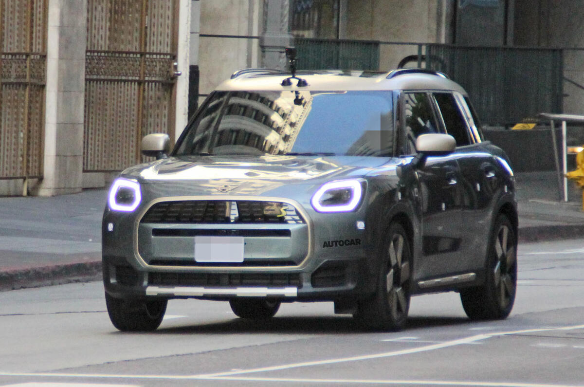2023-mini-countryman-prototype-spy-shot-95.jpg