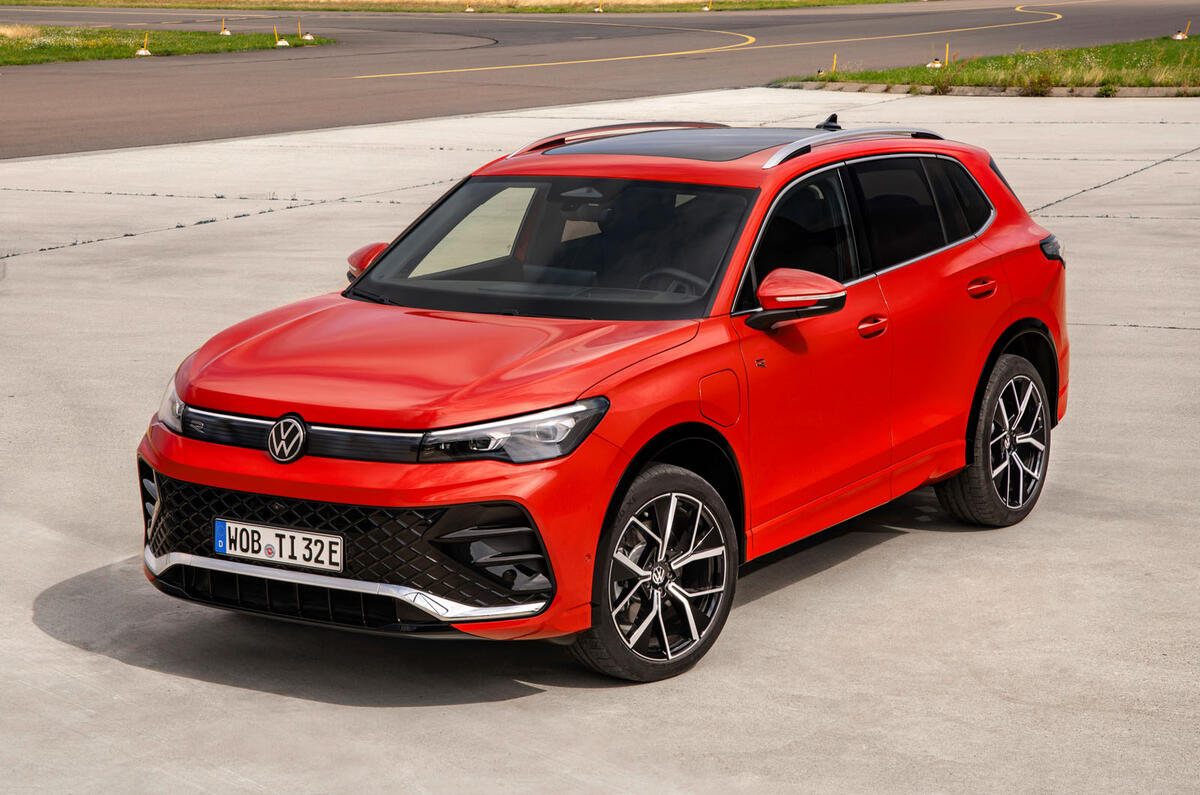 2025 Volkswagen Tiguan brings new interior, longrange PHEV Autocar
