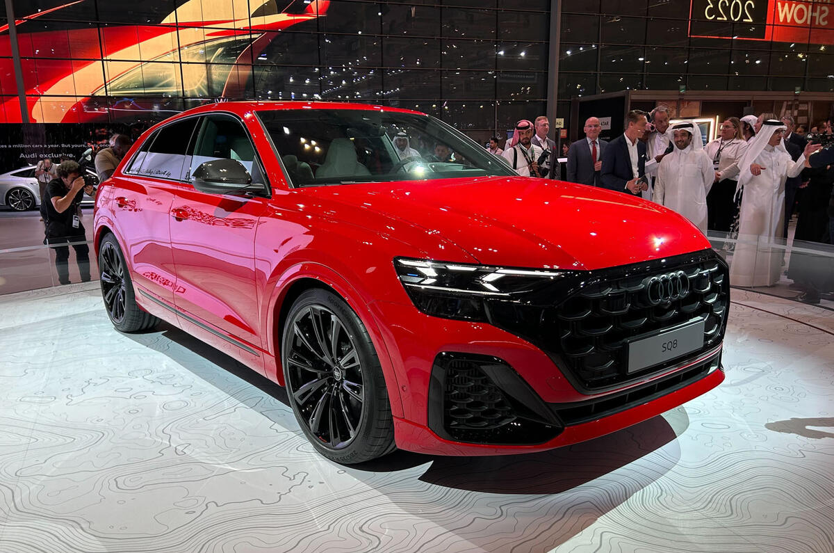 2024 Audi SQ8 Qatar motor show front quarter