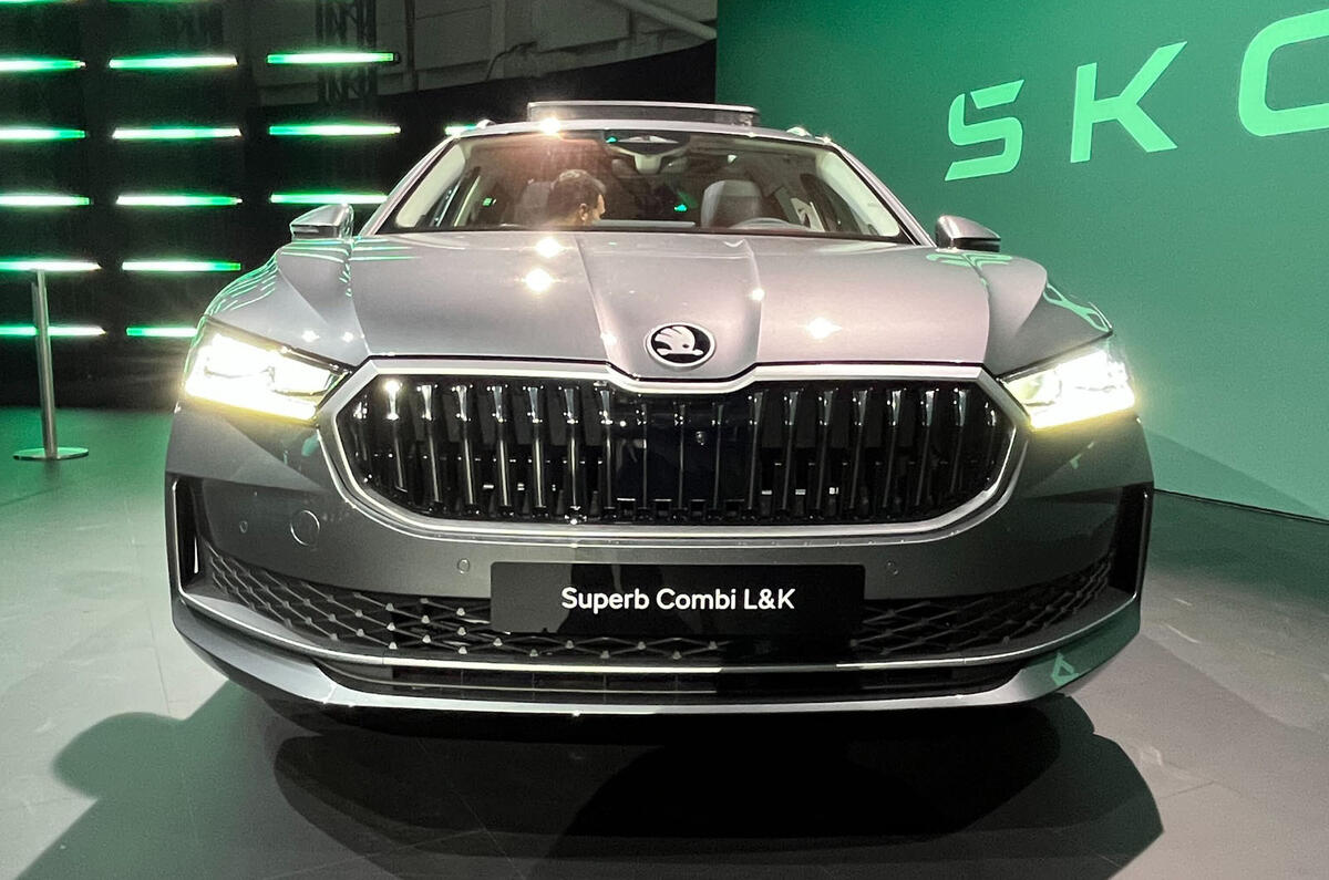  Skoda Superb reinvented with 62-mile PHEV 
