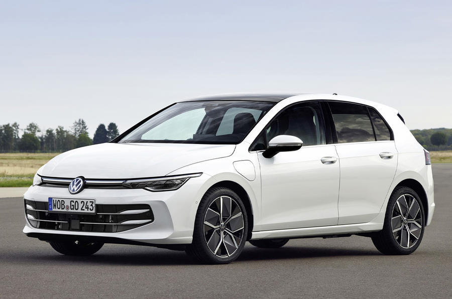 2024 Volkswagen Golf front lead