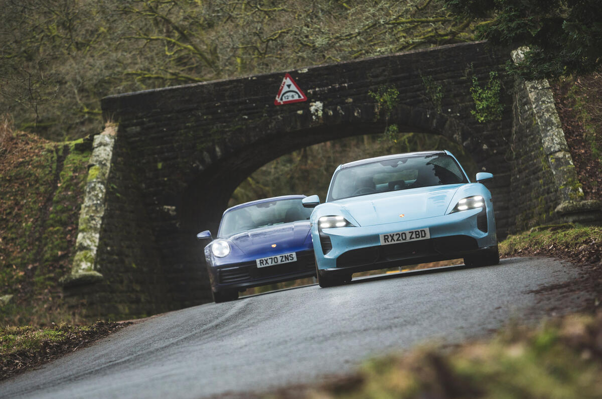 20_porsche_twin_test.jpg?itok=WSmplfcf