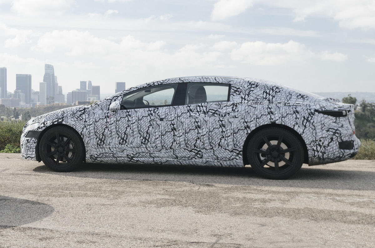 2021 Mercedes-Benz EQS previewed in new official images ...