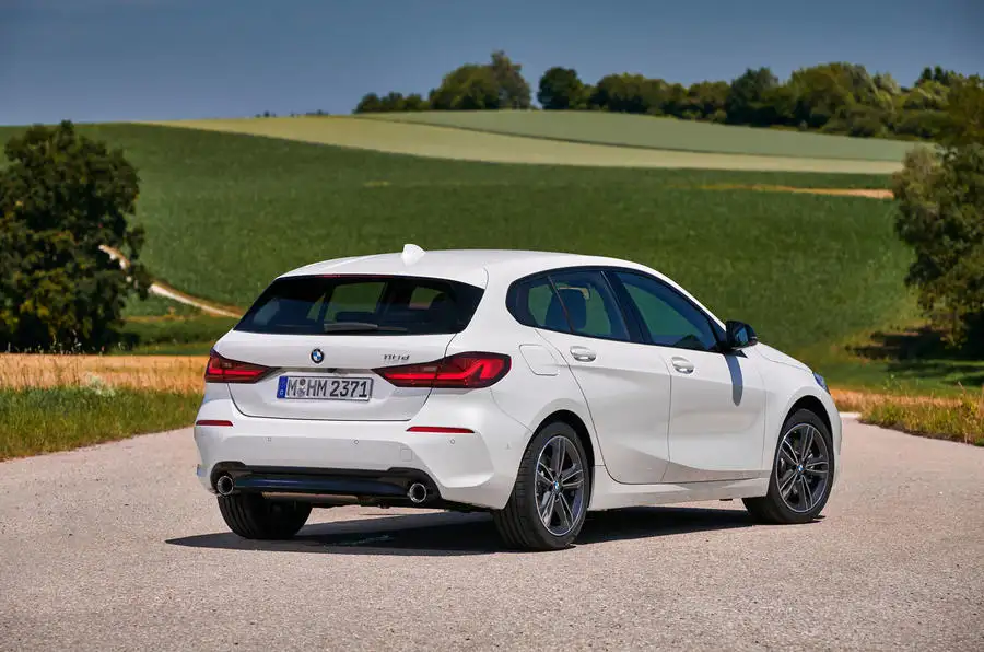 BMW 1 Series 118d 2019 review Autocar