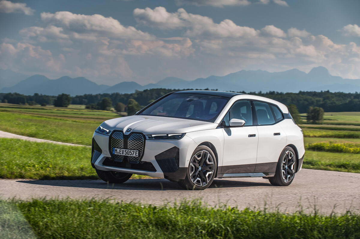 21 bmw ix xdrive 50 2021 first drive review cornering front