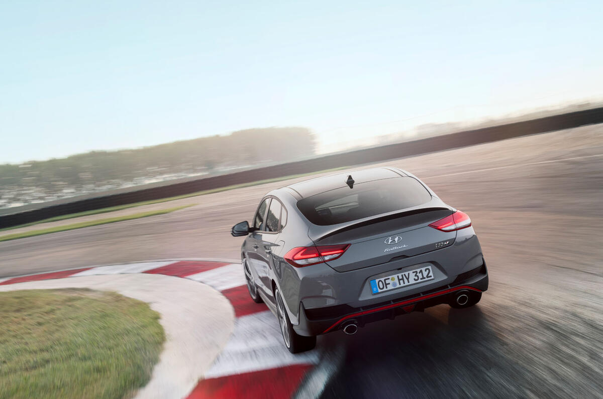 Hyundai i30 Fastback N 2019 first drive review - track drive rear