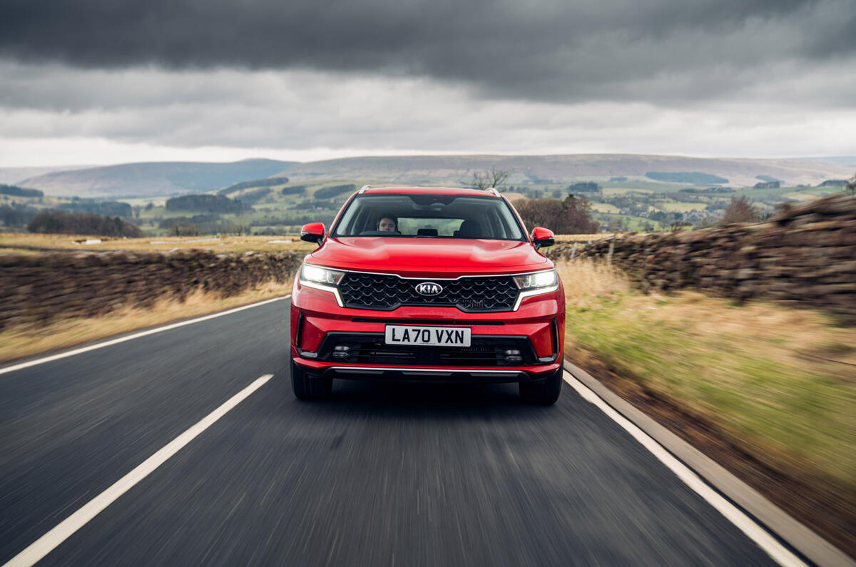 21 Kia Sorento PHEV 2021 UK first drive review on road nose