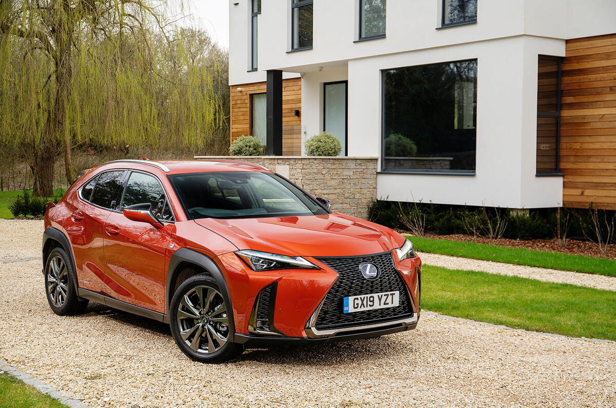 Lexus Ux 250h 2019 Uk Review Autocar