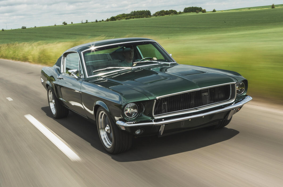 21 Revology Mustang Bullitt 2021 UE FD avant de suivi de piste