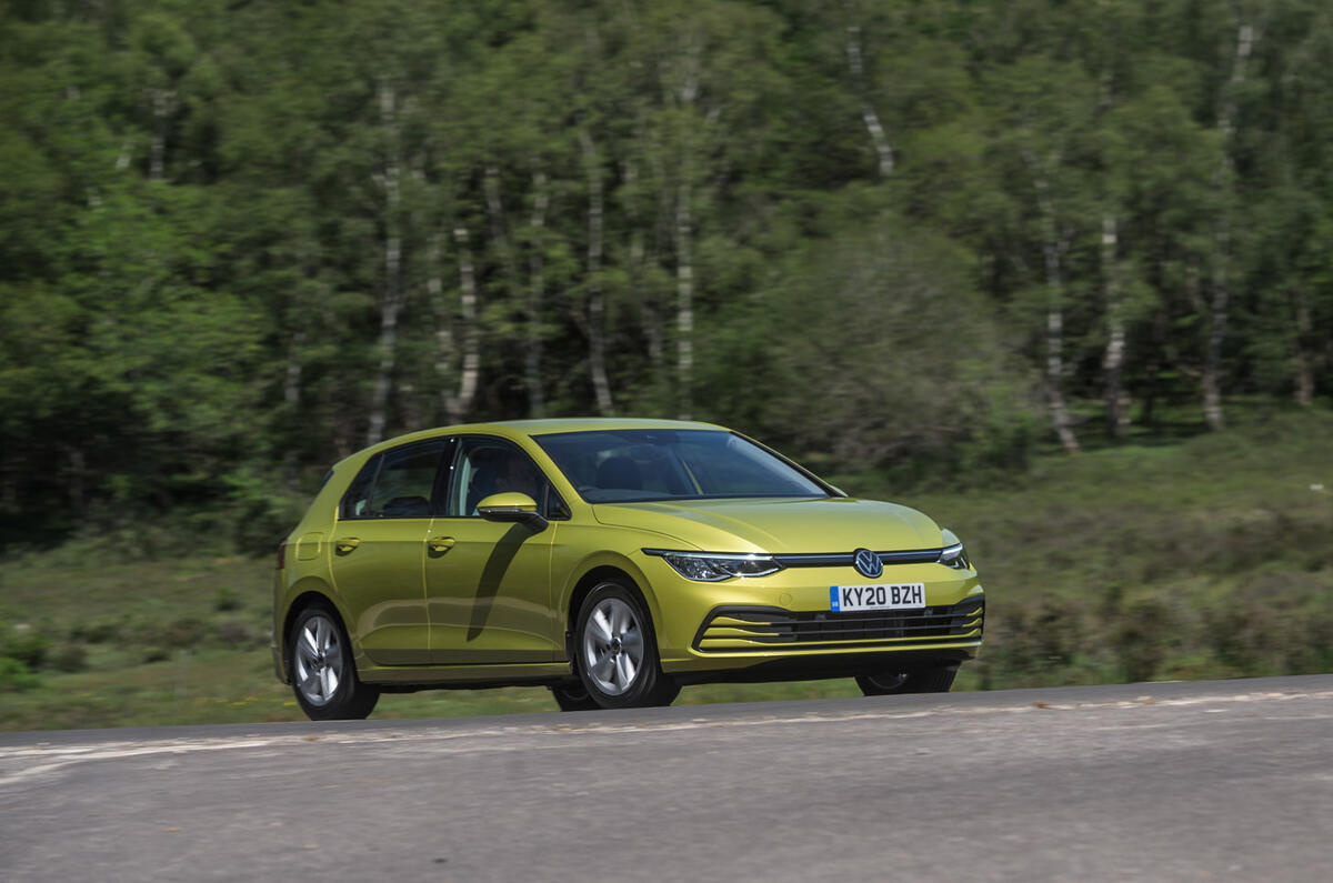 21-volkswagen-golf-hero-front.jpg