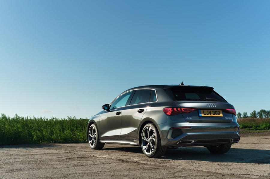 Audi A3 Sportback 2020 : premier examen de conduite au Royaume-Uni - arrière statique