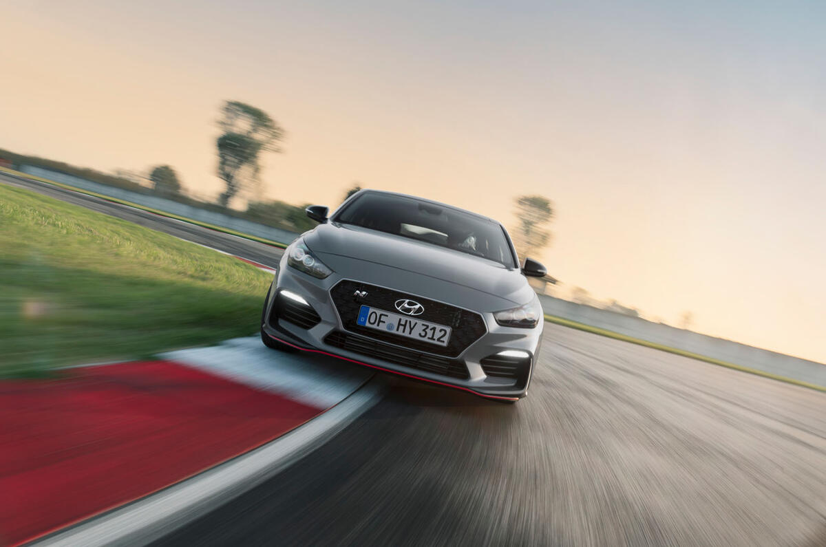 Hyundai i30 Fastback N 2019 first drive review - track drive nose