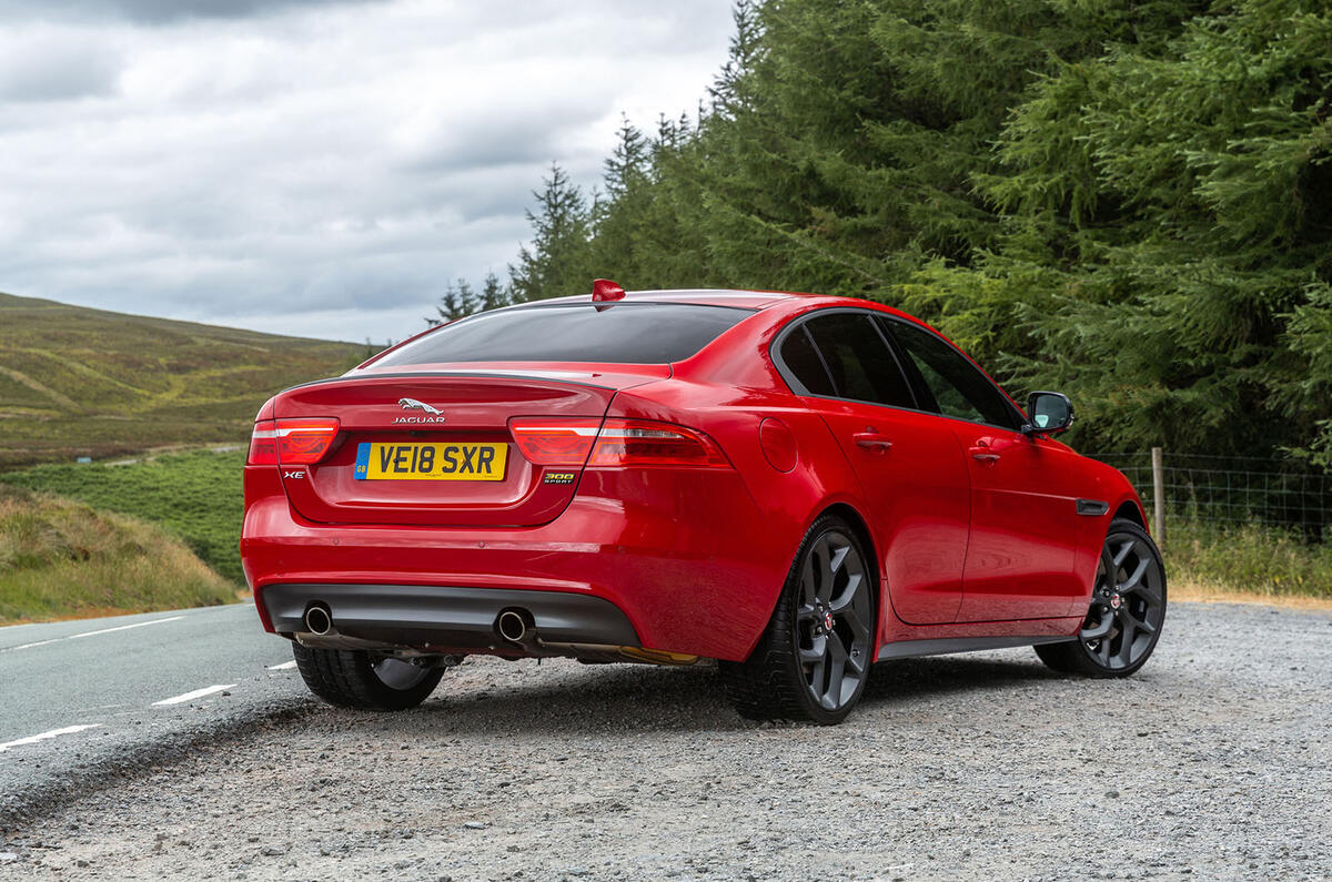 Jaguar Xe 300 Sport 2018 Uk Review Autocar
