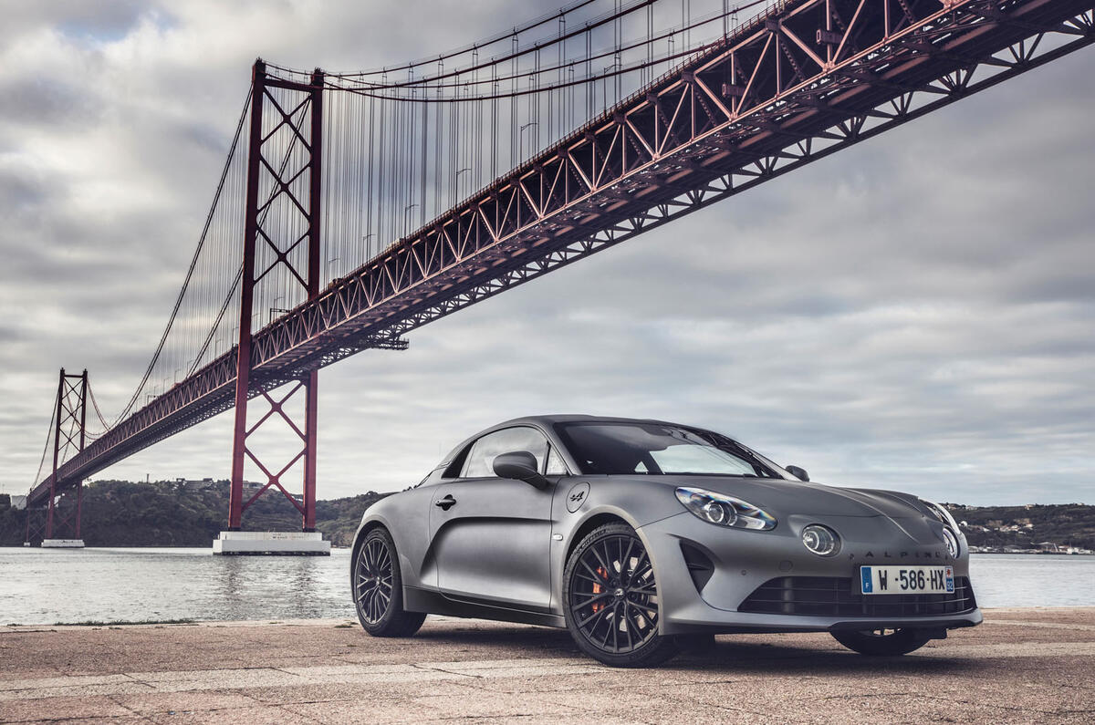 Alpine A110S 2019 first drive review - static hero