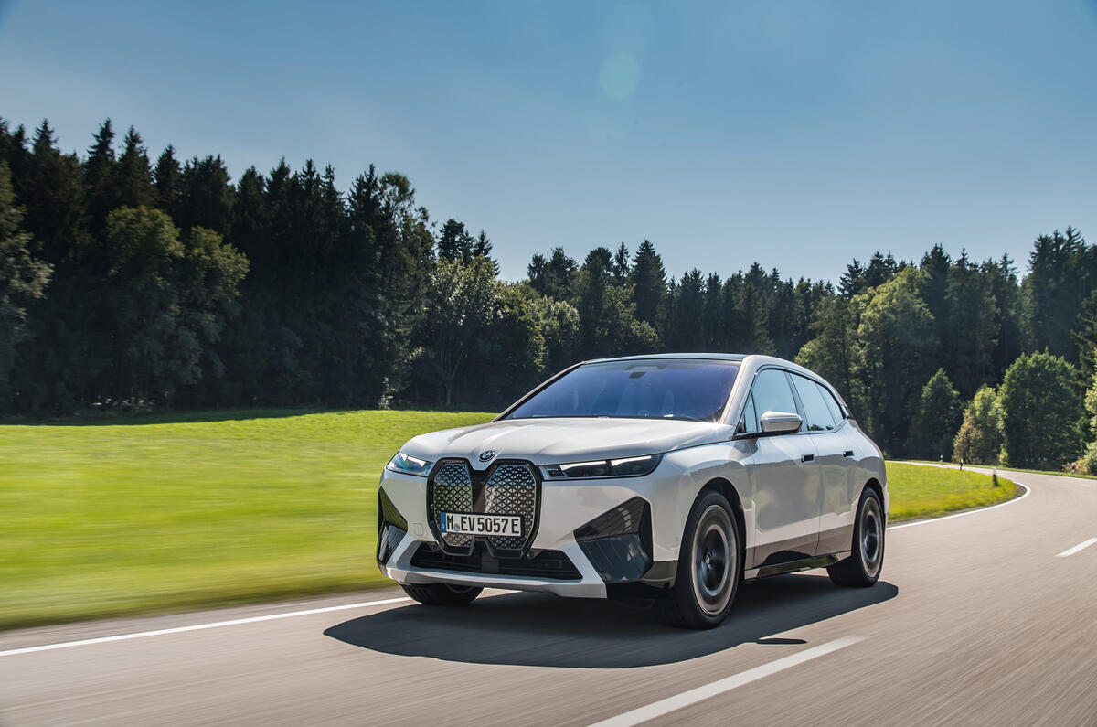 23 bmw ix xdrive 50 2021 first drive review tracking front