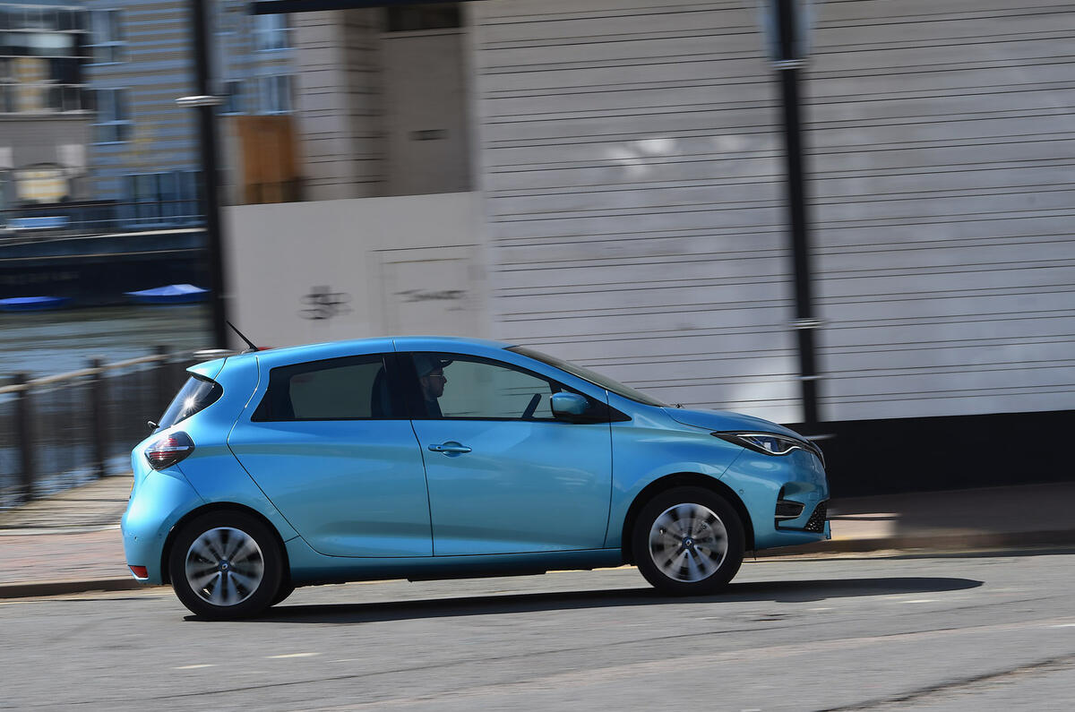 Renault Zoe - hero side