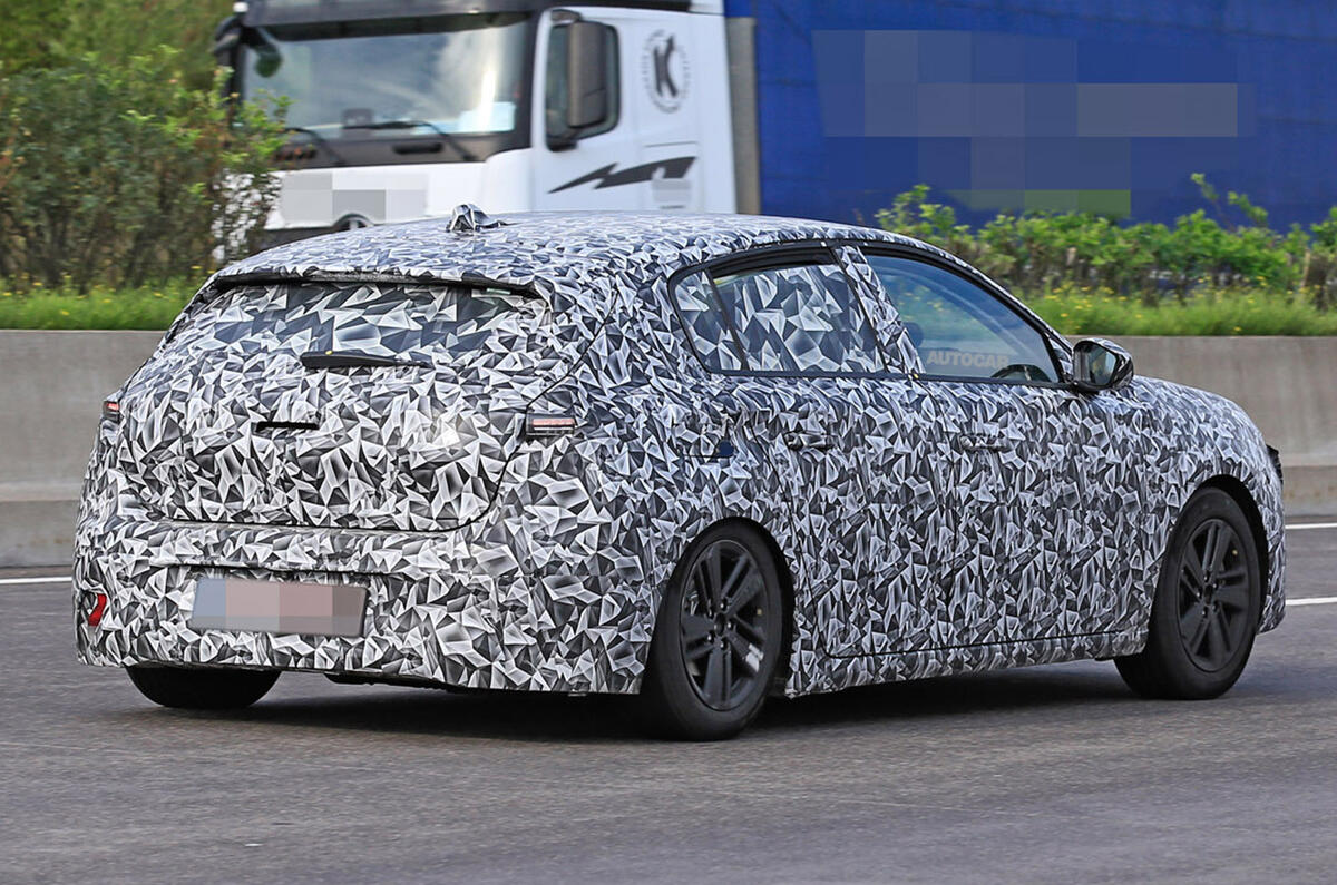 2022 Peugeot 308 prototype - rear