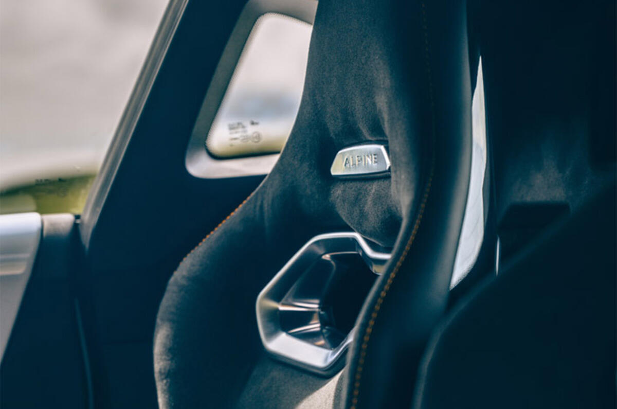 Alpine A110 S - interior