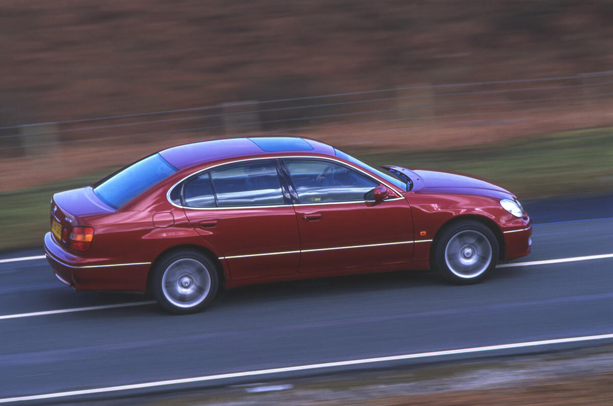 Lexus GS300 - hero side