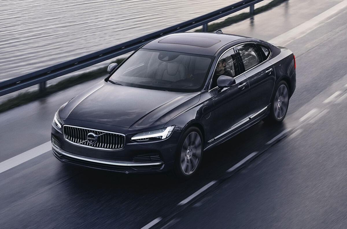 2020 Volvo S90 Recharge plug-in hybrid 