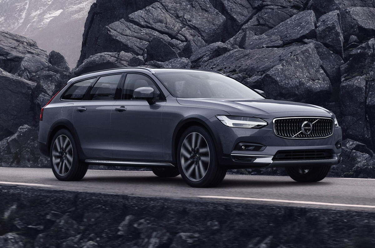 2020 Volvo V90 Recharge plug-in hybrid 