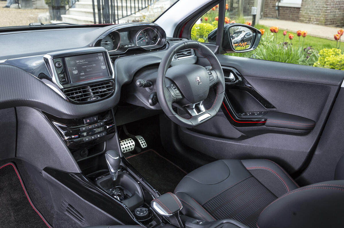 2016 Peugeot 2008 1 6 Bluehdi 120 Gt Line Review Review Autocar