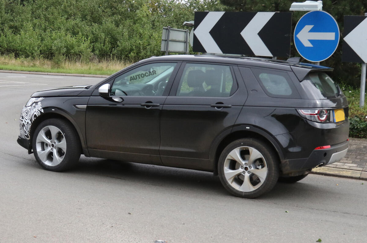 land rover discovery sport 2018. exellent discovery 2018 land rover discovery sport facelift to get hybrid option in land rover discovery sport
