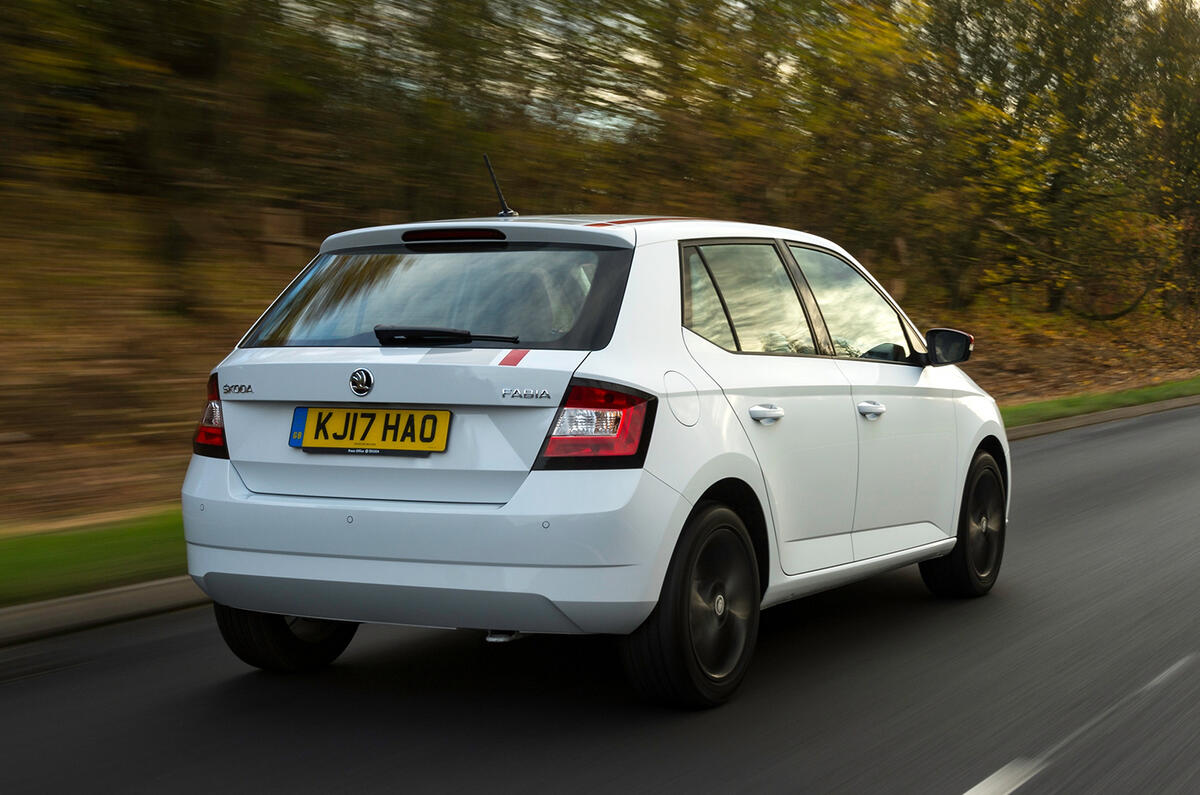 Skoda Fabia 1.0 TSI Twin Color, pro e contro