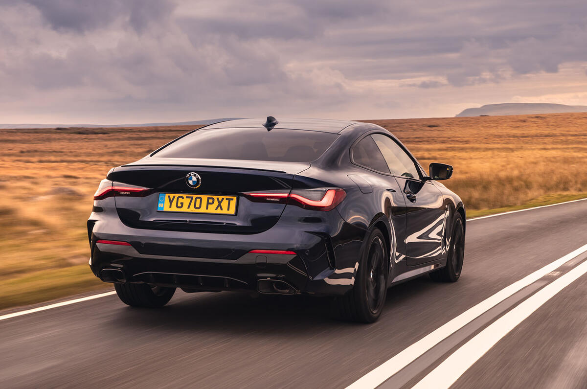 BMW 420i Coupé 2020 : premier bilan de conduite au Royaume-Uni - le héros à l'arrière