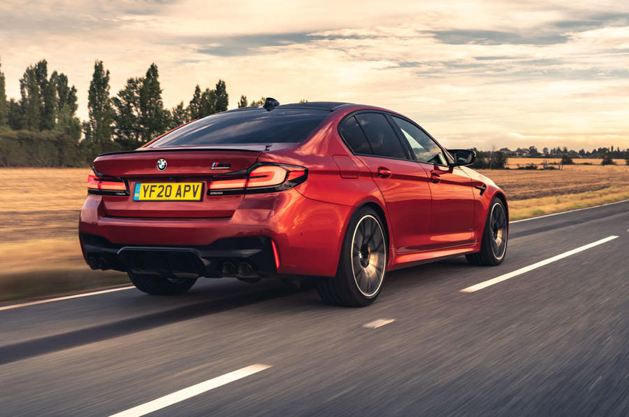 BMW M5 Competition 2020 : premier bilan de conduite au Royaume-Uni - le héros à l'arrière