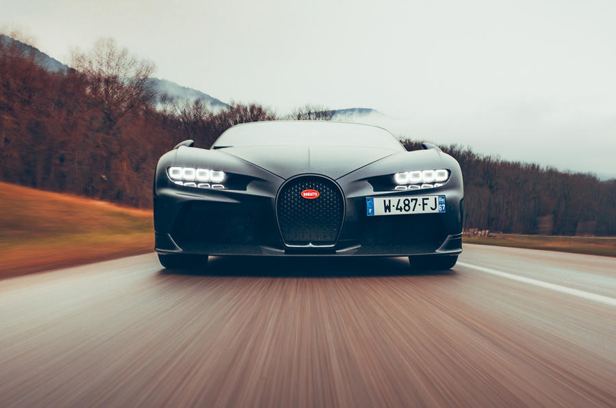 3 Bugatti Chiron Super Sport 2022 : premier essai, test et suivi du nez