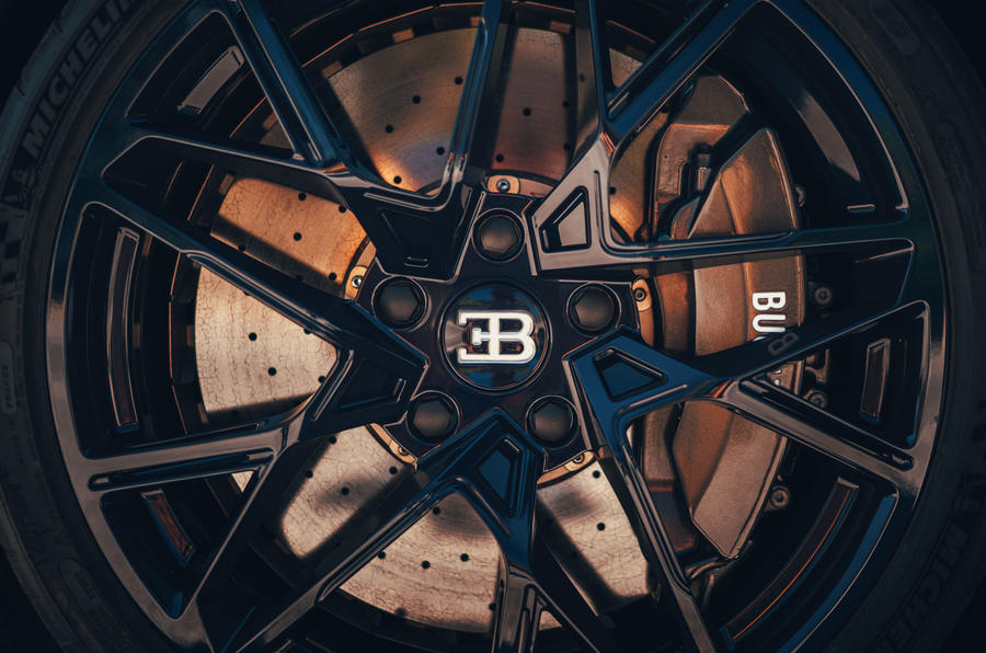 [Actualité] Bugatti - Page 2 3-bugatti-divo-2020-fd-alloy-wheels