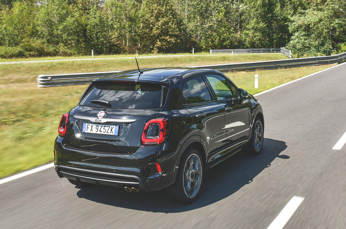 Fiat 500x 1 3 Sport 2019 Review Autocar