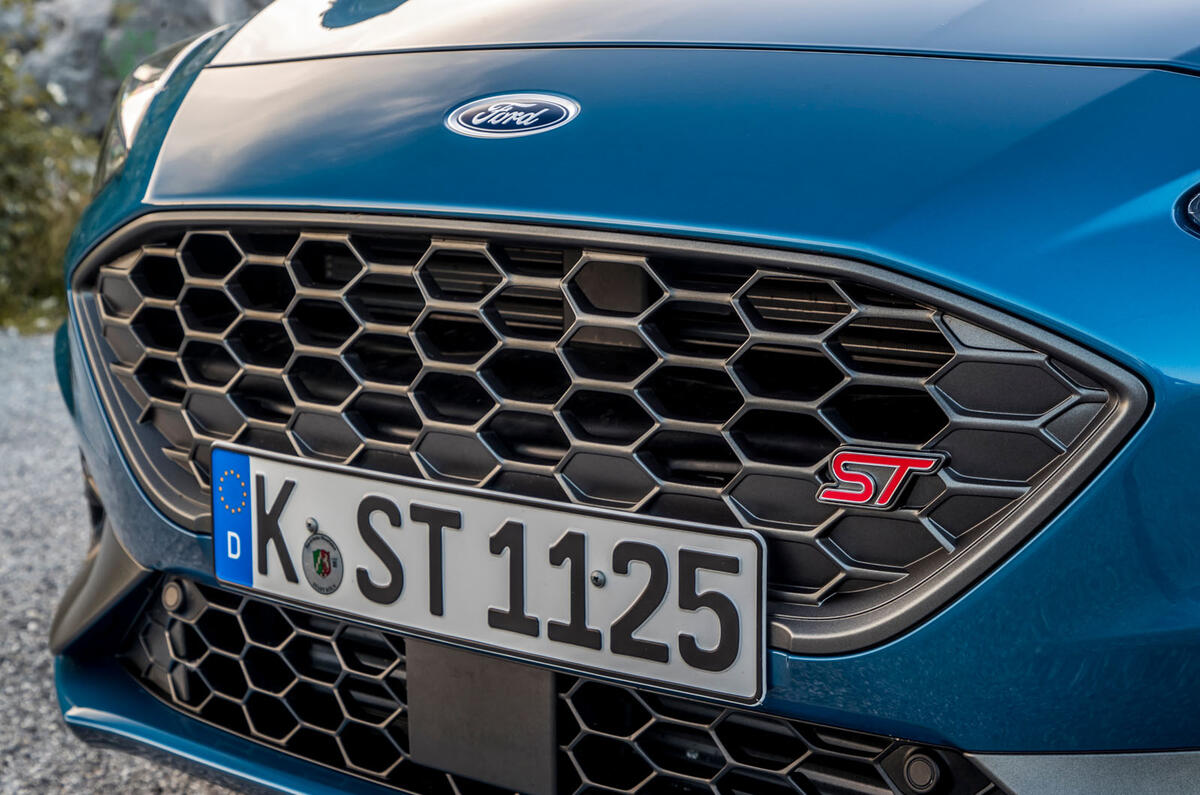 Ford Focus ST 2019 first drive review - front grille