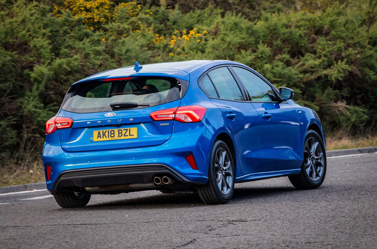 Ford Focus 1 5 Ecoboost 182 St Line X 2018 Uk Review Autocar