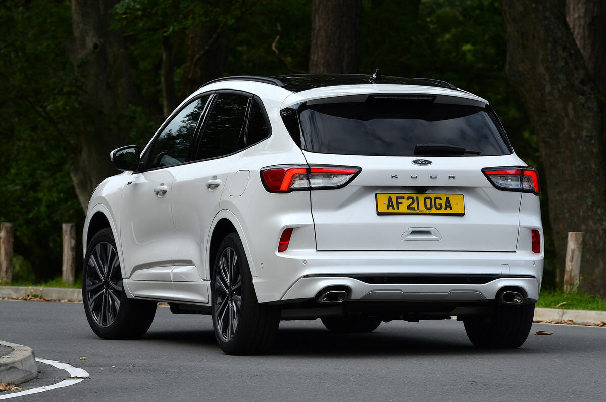 3 Ford Kuga Ecoblue MHEV 2021 UE premier essai héros arrière